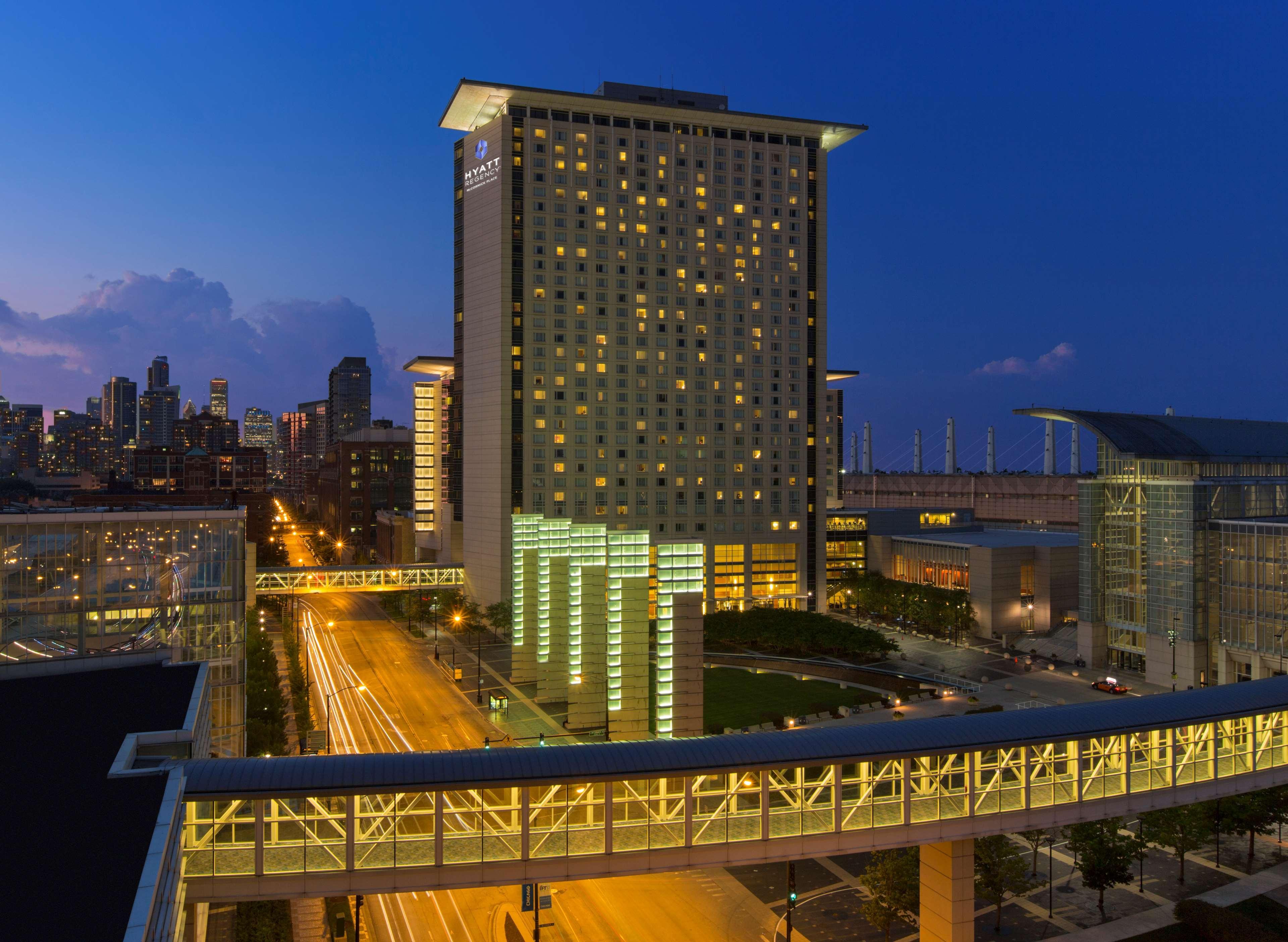 Hyatt Regency Mccormick Place Chicago Hotel Exterior photo